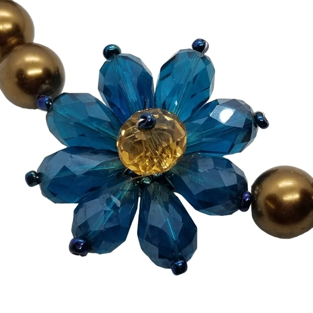 JS COLLECTIONS GLASS FLOWER PENDANT BEADED NECKLACE